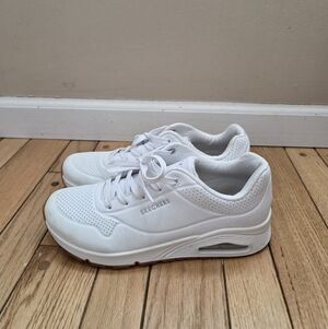 Skechers Street Uno White Women's Sneakers - sz 9.5